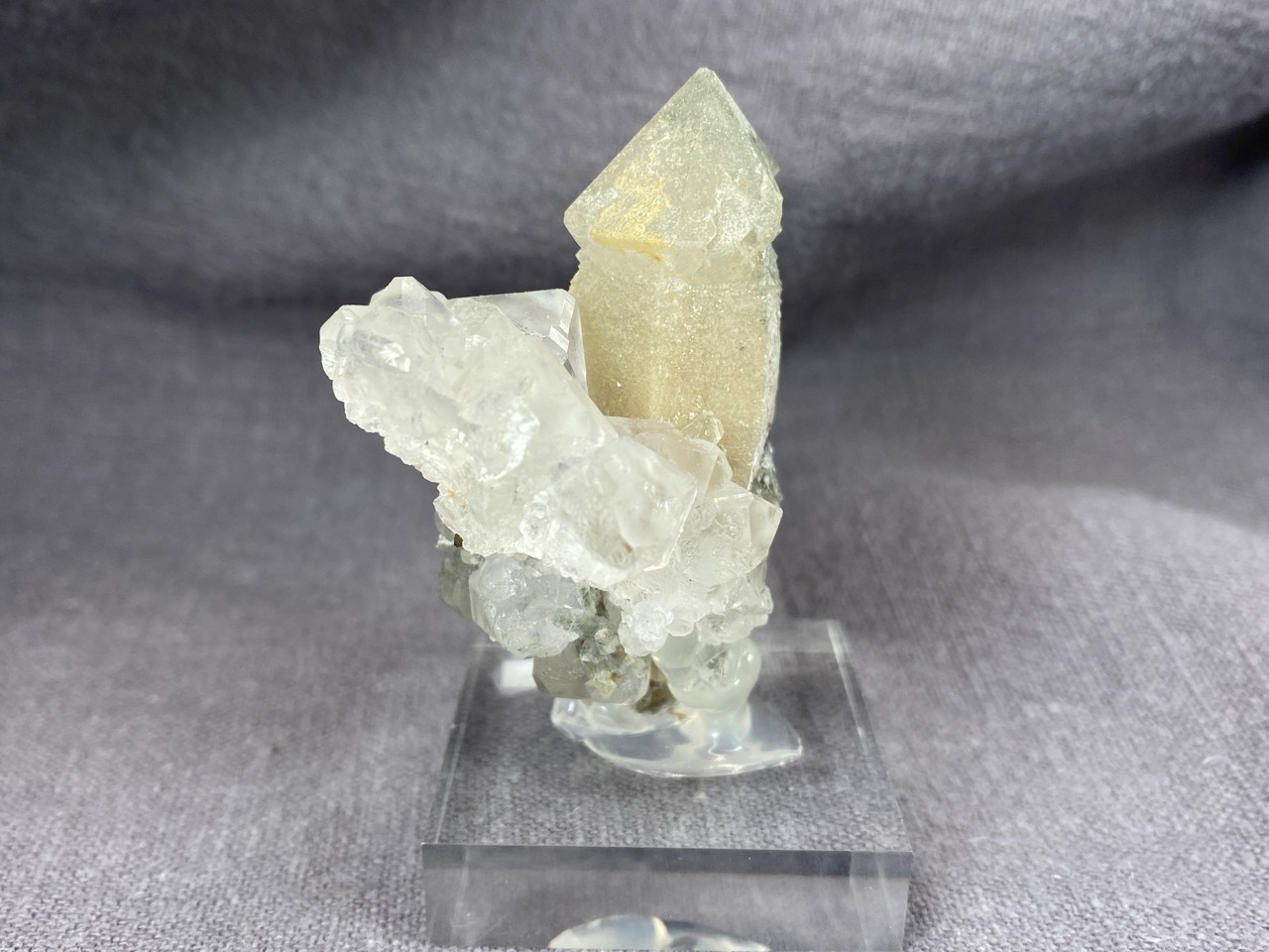 Fluorit, křemen - Obrázek 5