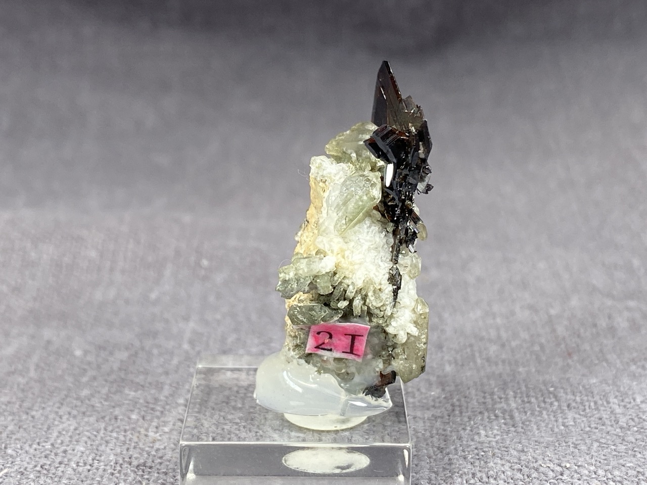 Brookite - Image 7