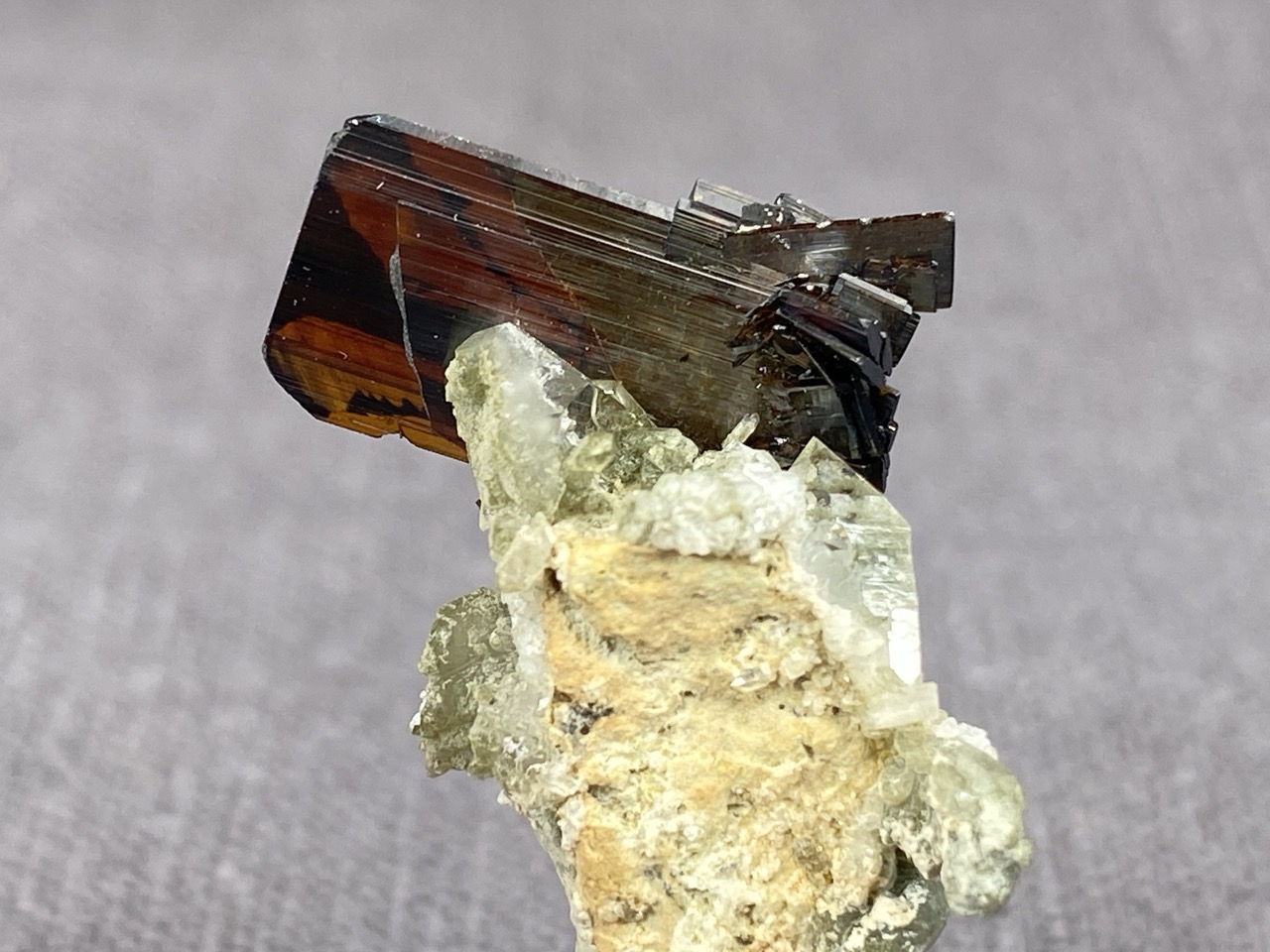Brookite - Image 9