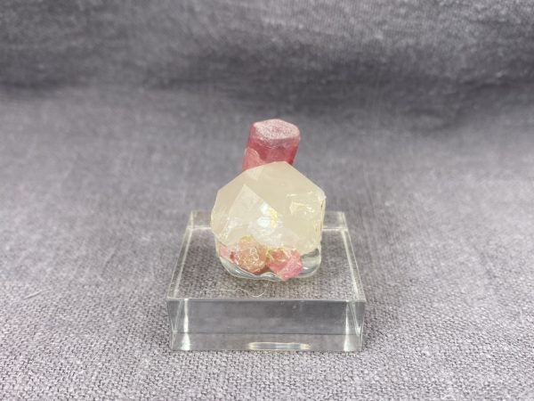 Rubellite, quartz - Image 9