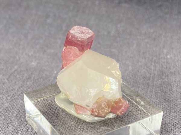 Rubellite, quartz - Image 14