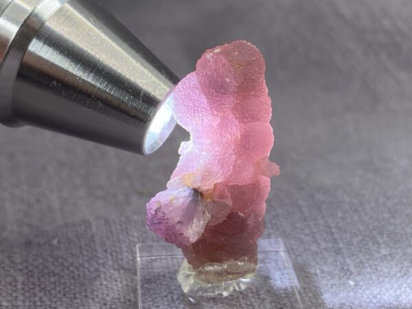 Rubellite on hambergite - Image 5
