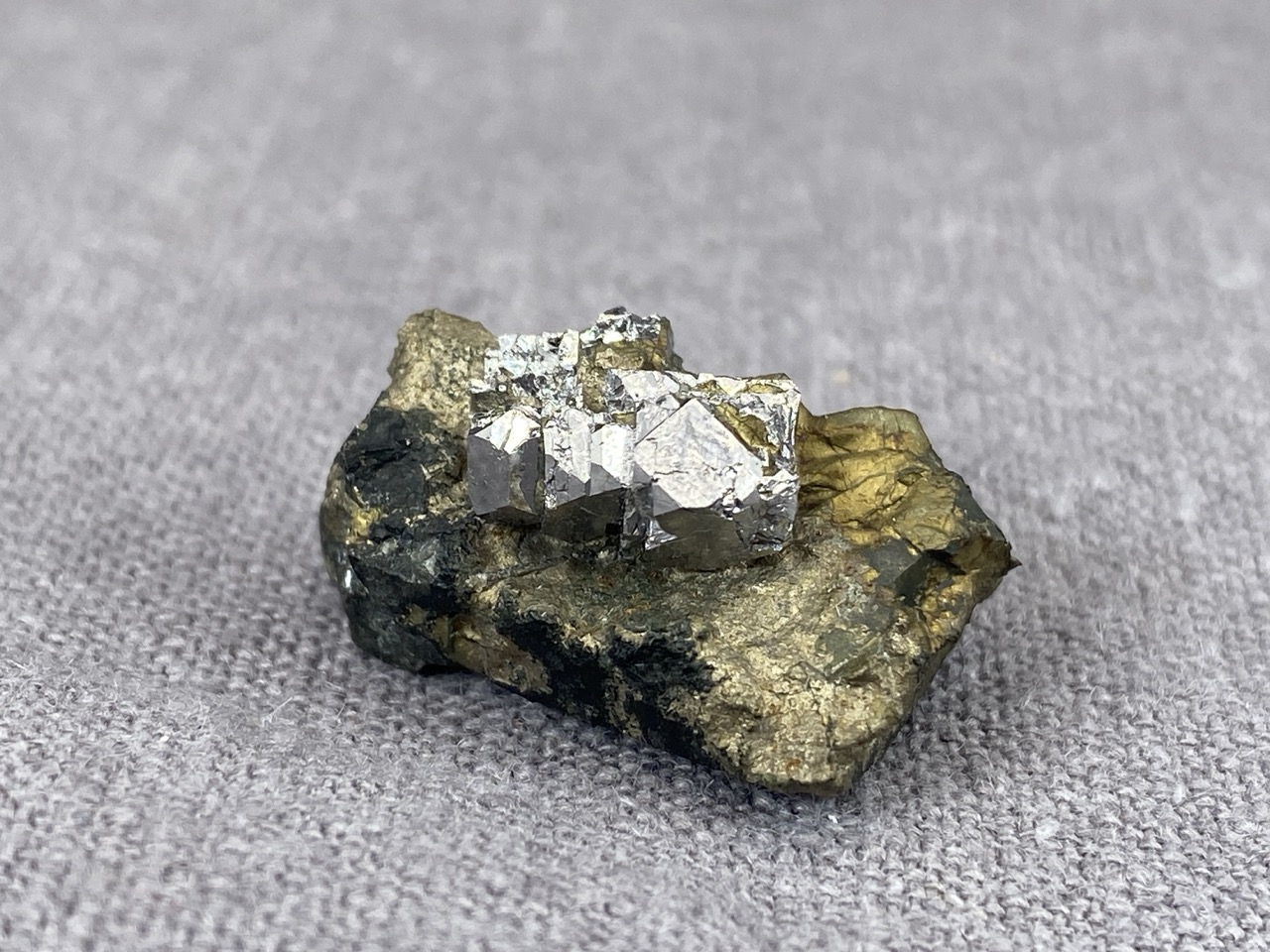 Sperrylit - Obrázek 11