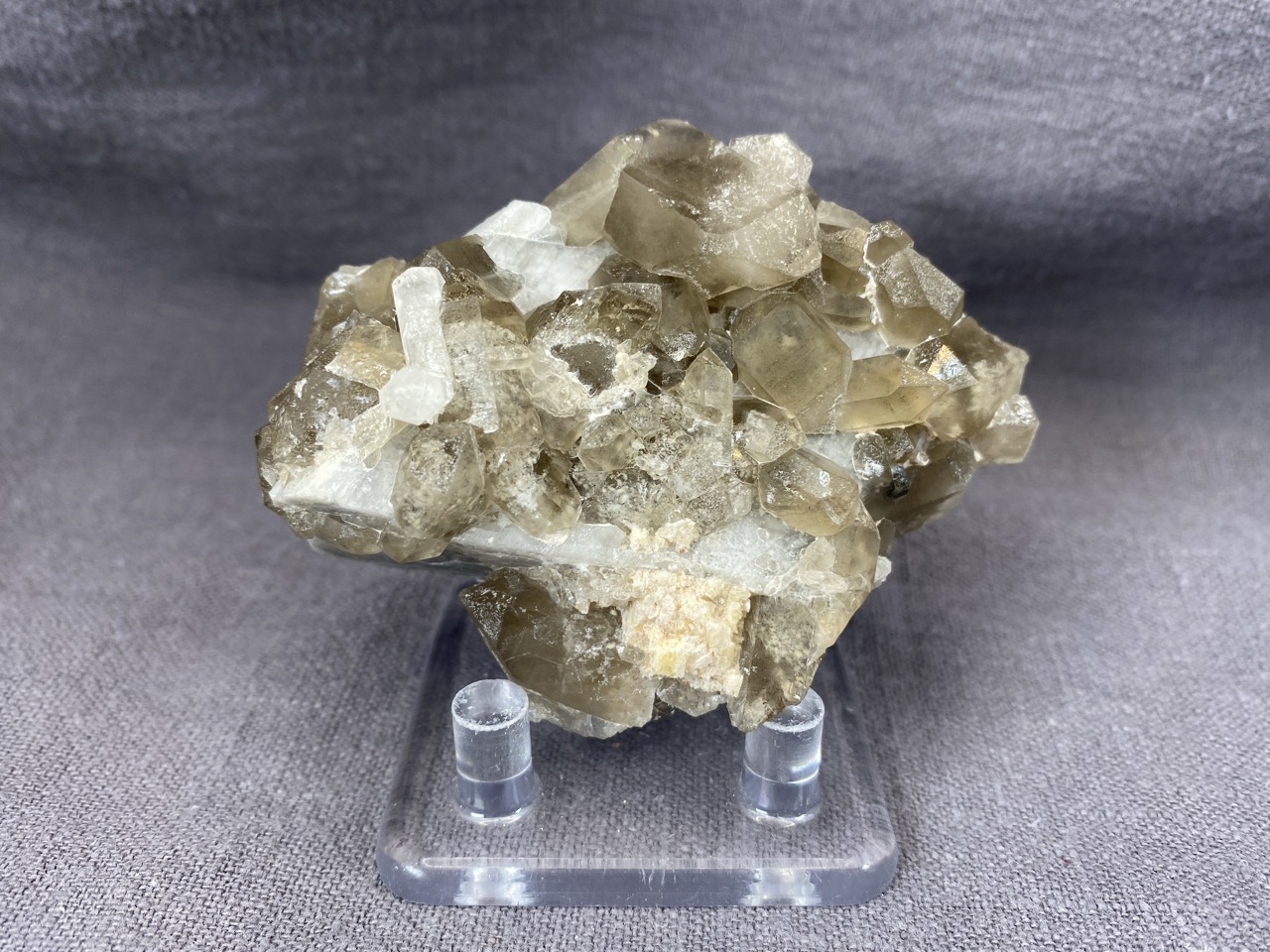 Fenakit, danburit, záhněda - Obrázek 2