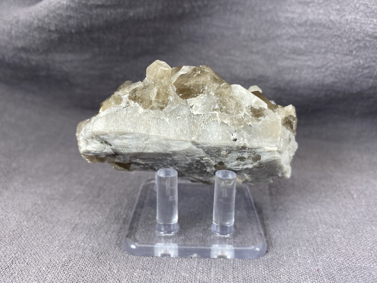 Fenakit, danburit, záhněda - Obrázek 4