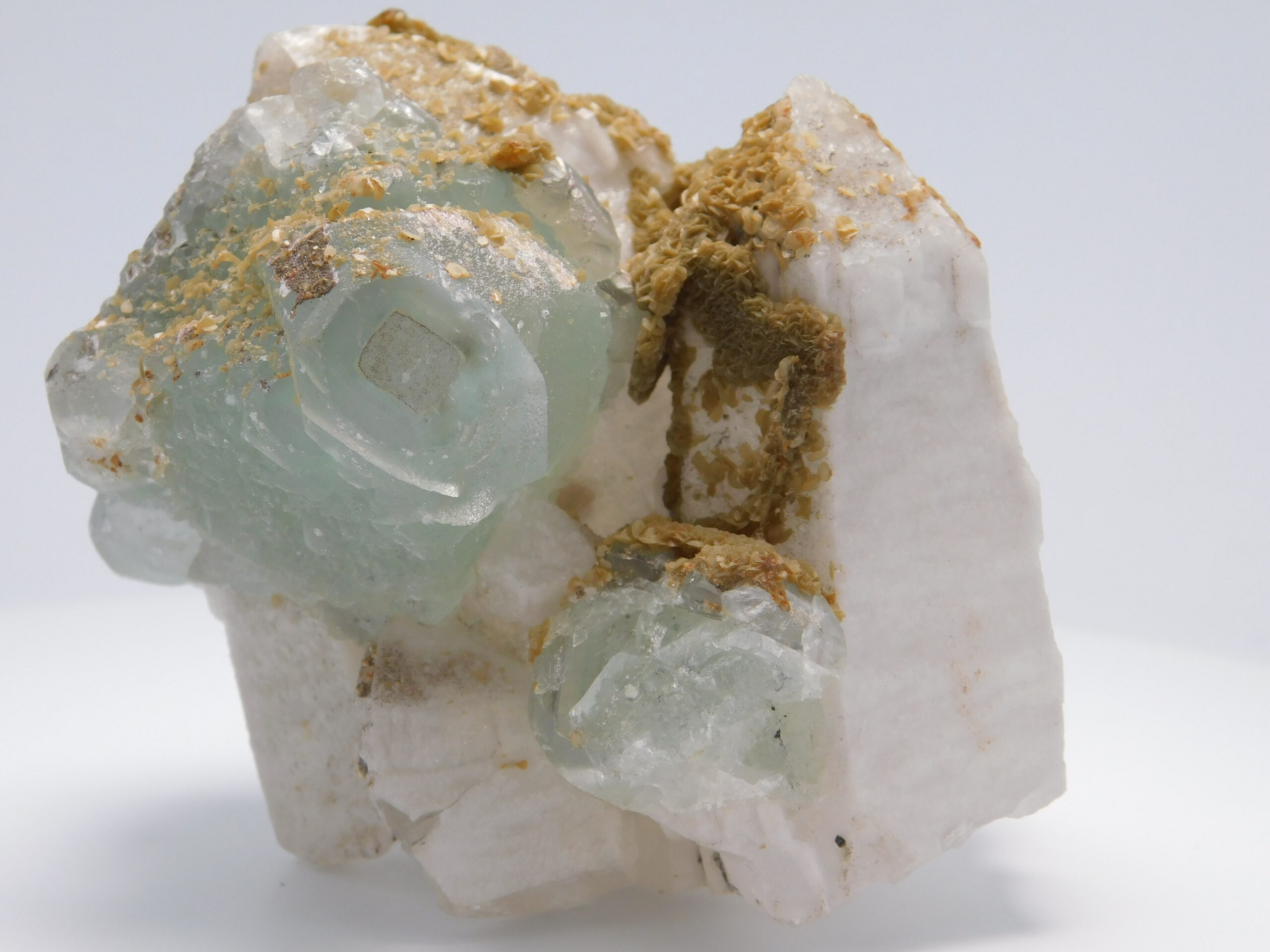 Fluorite, quartz - Image 3