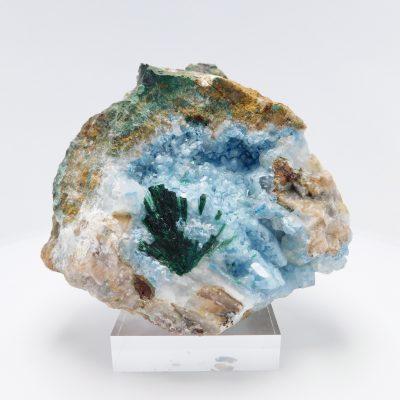 Shattuckite in calcite, malachite