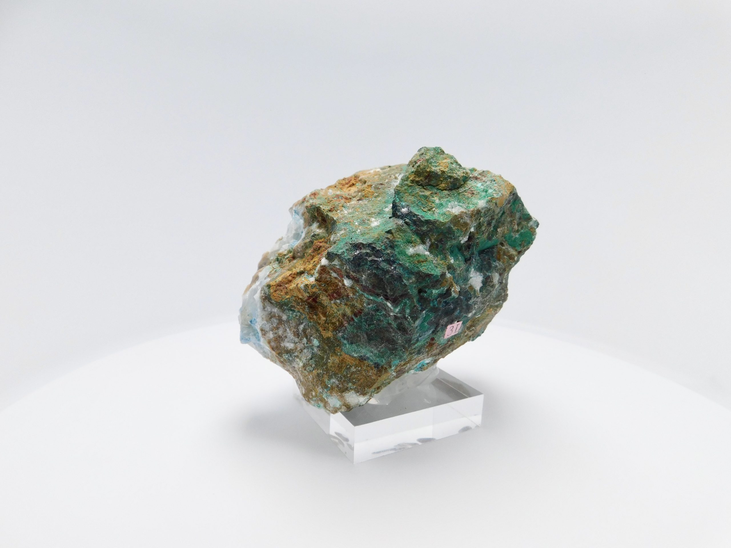 Shattuckite in calcite, malachite - Image 9