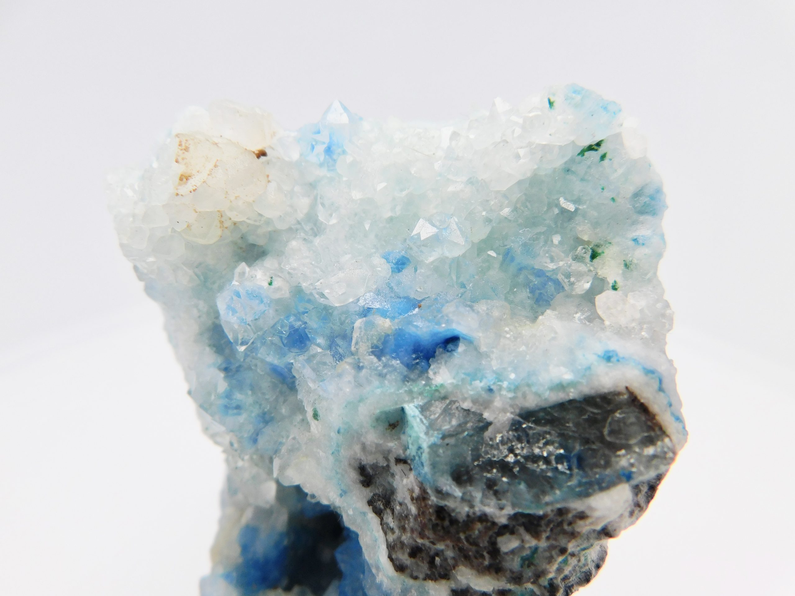 Shattuckite in quartz - Image 4